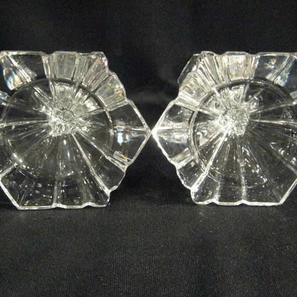 STUNNING CRYSTAL CLEAR CANDLESTICK PAIR - Picture 3 of 3